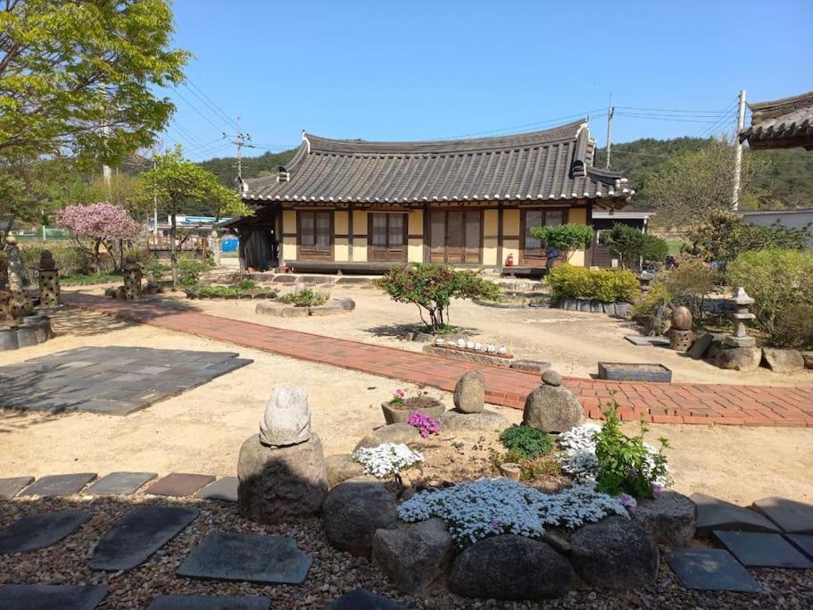 Yasun Gallery Gyeongju Eksteriør bilde